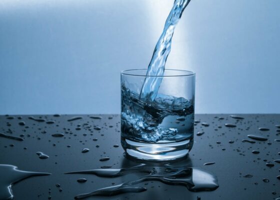 water, glass, drip-2296444