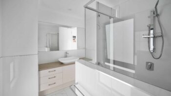 Best Way to Clean Glass Shower Doors with Hard Water Stains