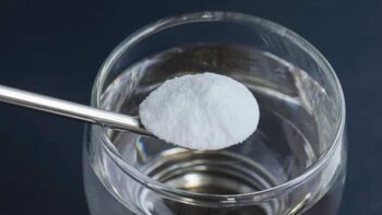 Benefits of Baking Soda Water and How to Make It at Home