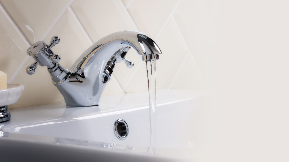 How to Effectively Remove Hard Water Deposits from Your Faucet