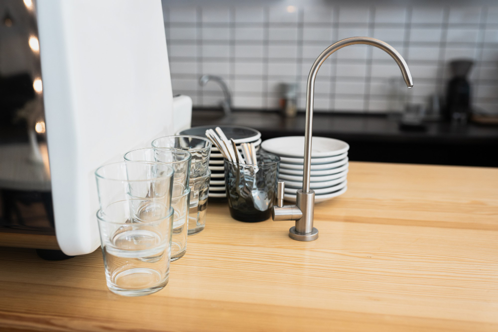 Comparing Countertop Water Filters to Various Water Treatment Systems